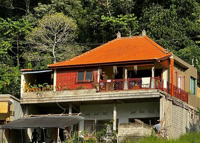 Makna Homestay And Spa